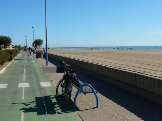 T3 Vue Mer Et Plage, Avec Wifi Et Parking Saint-Pierre-la-Mer  Экстерьер фото
